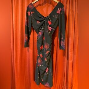 Nicole miller ,lord & taylor exclusive , vintage style black red flower M dress